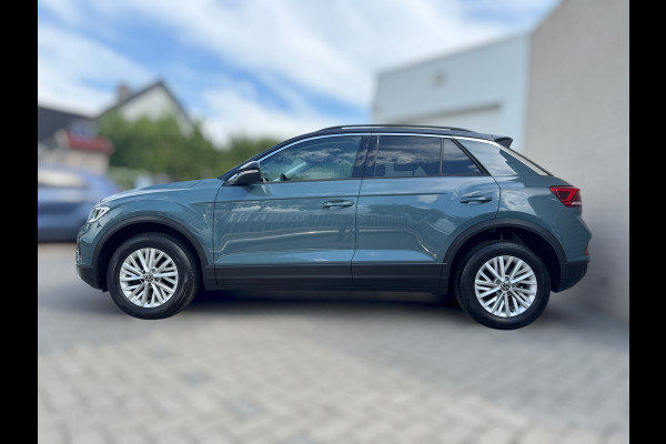 Volkswagen T-Roc 1.0 TSI Life Business CAMERA / ACC / STOEL & STUURVERW / LED / KEYLESS GO / TELEFOONLADER / ECC / CARPLAY / NAVI