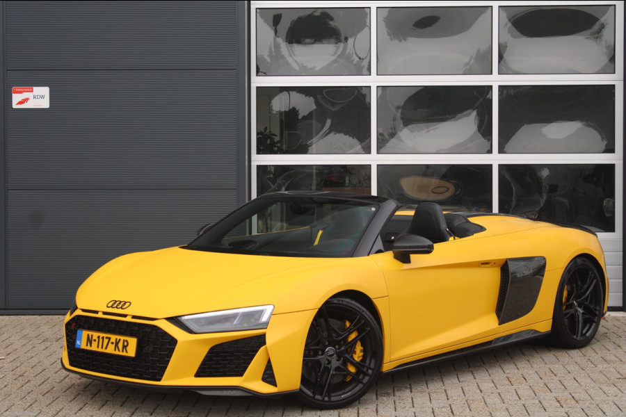 Audi R8 Spyder 5.2 Performance Quattro 620pk | Capristo | Bucket seats | Vegas yellow Matt