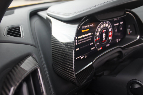 Audi R8 Spyder 5.2 Performance Quattro 620pk | Capristo | Bucket seats | Vegas yellow Matt