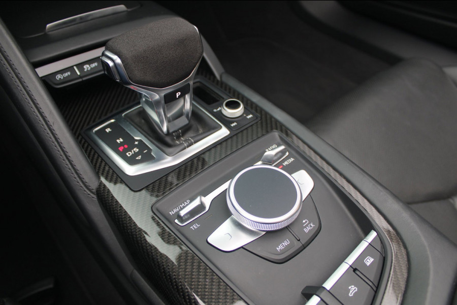 Audi R8 Spyder 5.2 Performance Quattro 620pk | Capristo | Bucket seats | Vegas yellow Matt