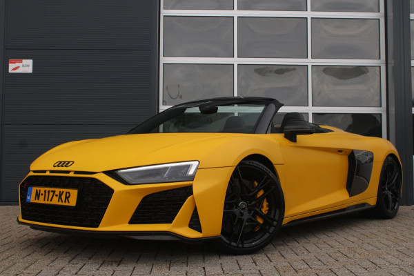 Audi R8 Spyder 5.2 Performance Quattro 620pk | Capristo | Bucket seats | Vegas yellow Matt