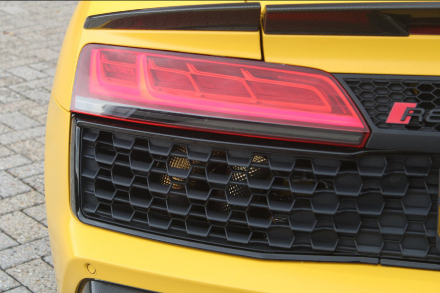 Audi R8 Spyder 5.2 Performance Quattro 620pk | Capristo | Bucket seats | Vegas yellow Matt