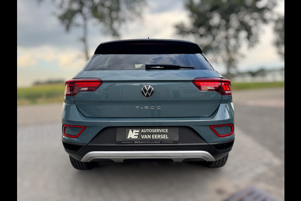 Volkswagen T-Roc 1.0 TSI Life Business CAMERA / ACC / STOEL & STUURVERW / LED / KEYLESS GO / TELEFOONLADER / ECC / CARPLAY / NAVI