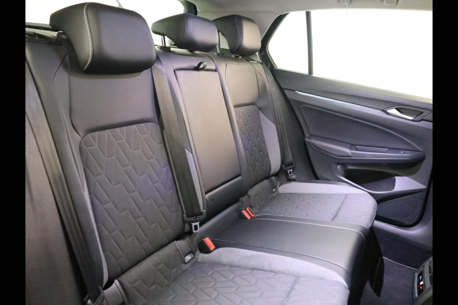 Volkswagen Golf 1.5 TSI Life GOAL 116 pk | Private lease vanaf €534 | Navigatie | Trekhaak (wegklapbaar) | Parkeersensoren | Achteruitrijcamera | Autom. airco (3 zones) | LED Plus koplampen |