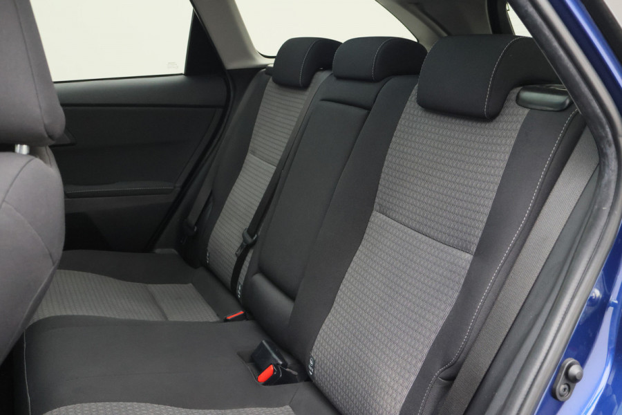 Toyota Auris Touring Sports 1.8 Hybrid Dynamic Panoramadak, Keyless, Camera, Navigatie, Climate, 16"