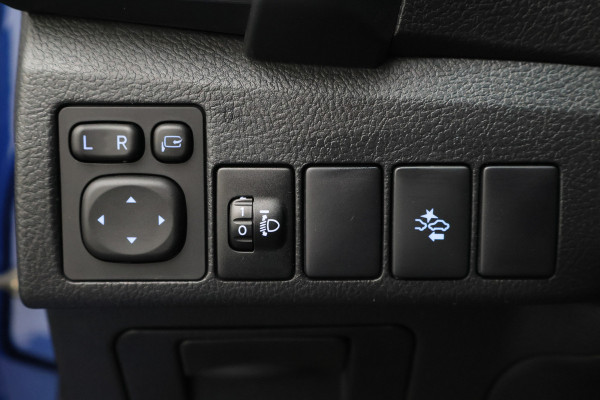 Toyota Auris Touring Sports 1.8 Hybrid Dynamic Panoramadak, Keyless, Camera, Navigatie, Climate, 16"