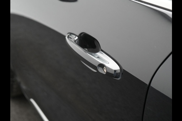 Ford Kuga 2.5 Vignale PHEV 225pk Dealer O.H. | Panodak | Head Up | Camera | Bang & Olufsen | Lederen Comfortstoelen Memory & Verwarmd | Stuur Verwarmd | Navigatie | DAB | Virtual | 20"L.M | Cruise Control | Plug In Hybrid |