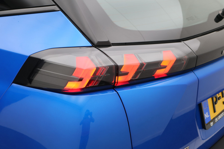 Peugeot e-2008 EV Active Pack 50 kWh SOH 90%, Camera, Apple Carplay, Climate, Cruise, PDC