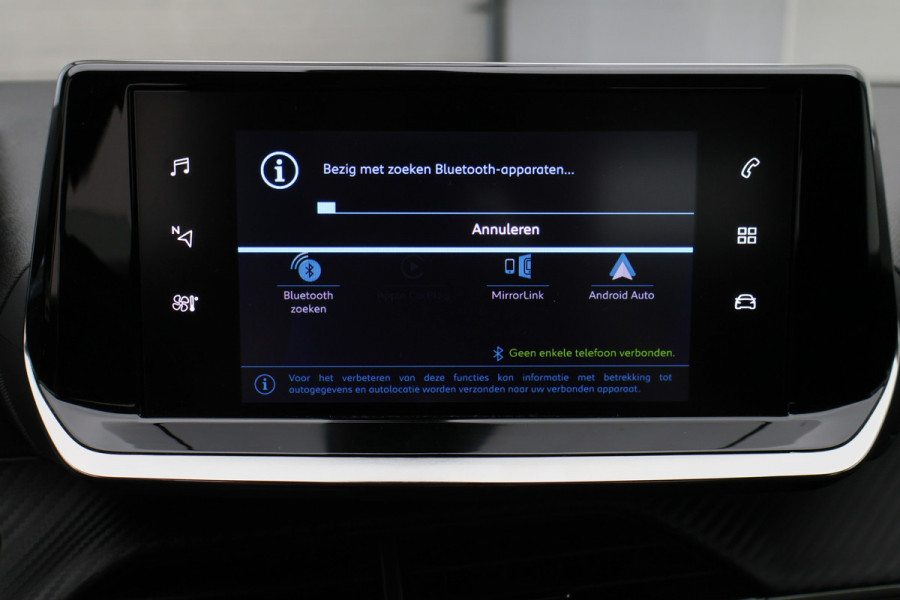 Peugeot e-2008 EV Active Pack 50 kWh SOH 90%, Camera, Apple Carplay, Climate, Cruise, PDC