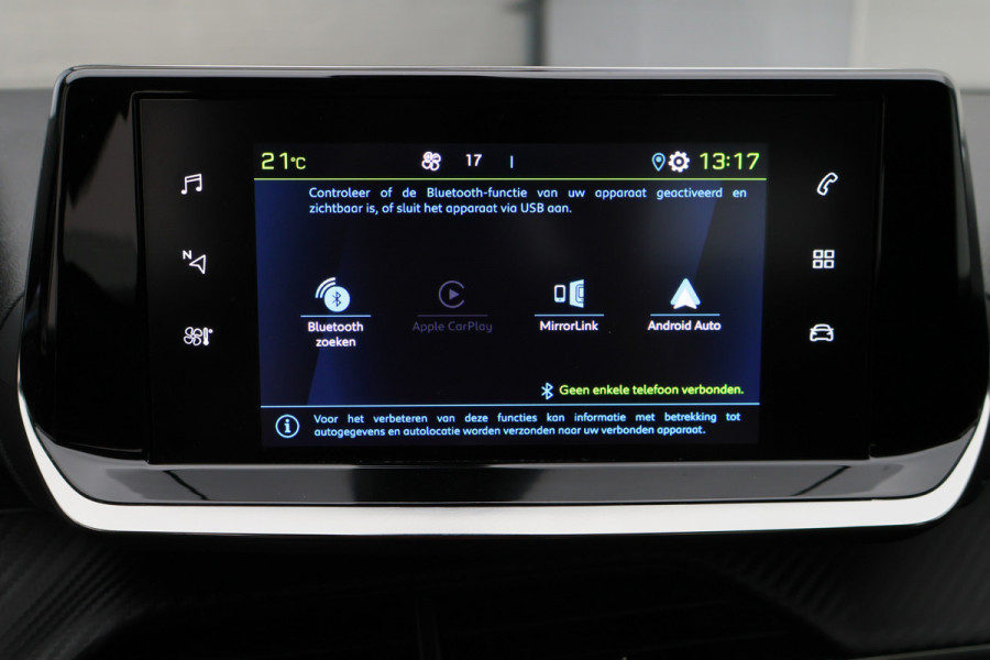 Peugeot e-2008 EV Active Pack 50 kWh SOH 90%, Camera, Apple Carplay, Climate, Cruise, PDC