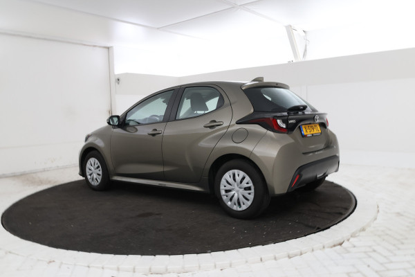 Toyota Yaris 1.5 VVT-i Active 5 Deurs Navigatie, Airco