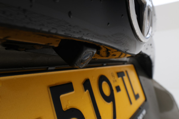 Toyota Yaris 1.5 VVT-i Active 5 Deurs Navigatie, Airco