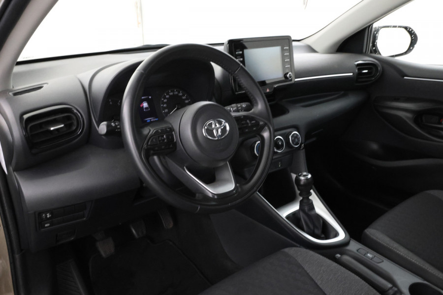 Toyota Yaris 1.5 VVT-i Active 5 Deurs Navigatie, Airco