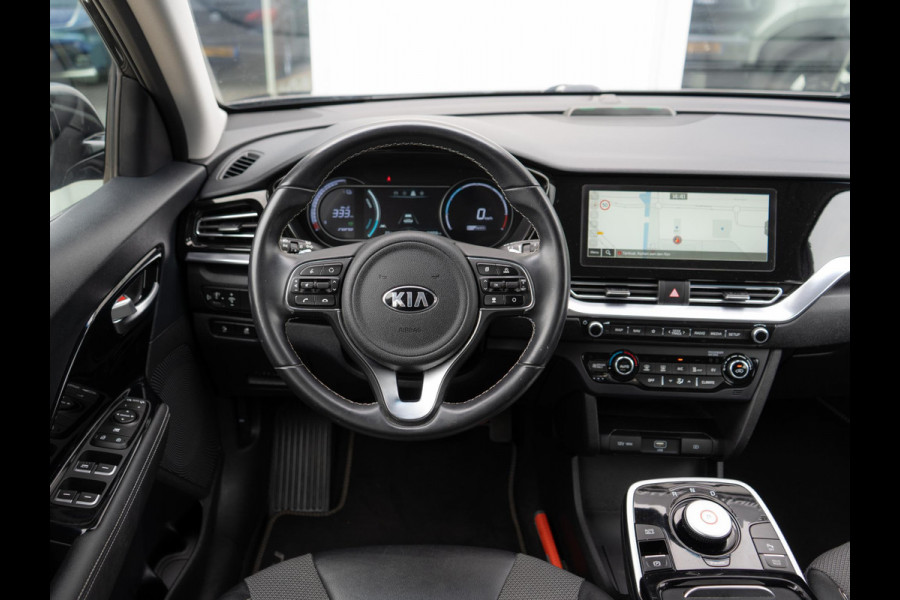 Kia e-Niro DynamicLine 64 kWh | Trekhaak | 3 Fase | Adaptieve Cruise Control | Navigatie | Carplay | Parkeersensoren | Achteruitrijcamera |