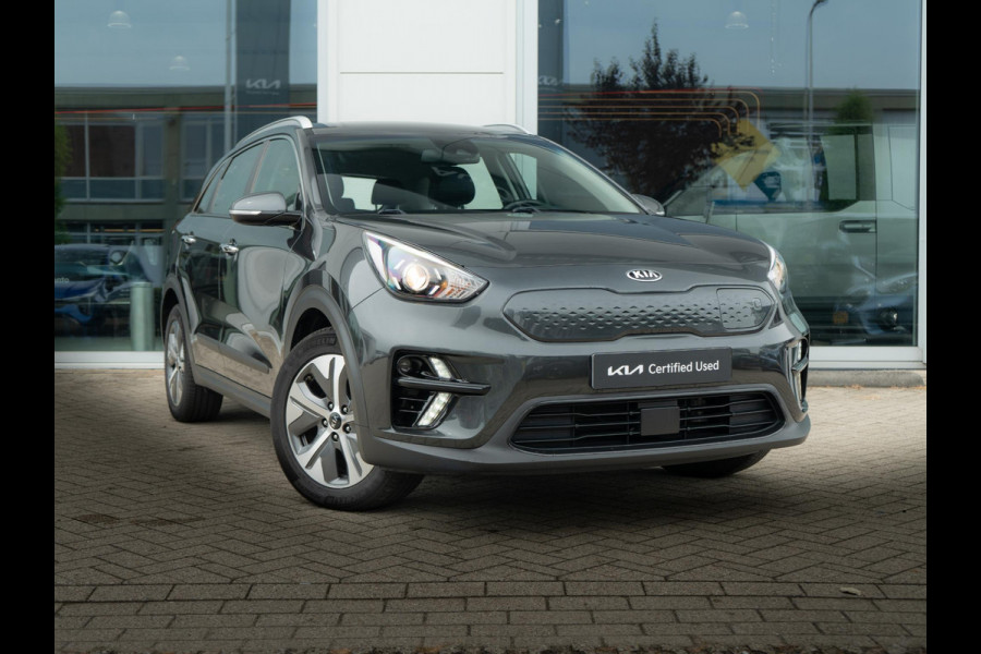Kia e-Niro DynamicLine 64 kWh | Trekhaak | 3 Fase | Adaptieve Cruise Control | Navigatie | Carplay | Parkeersensoren | Achteruitrijcamera |