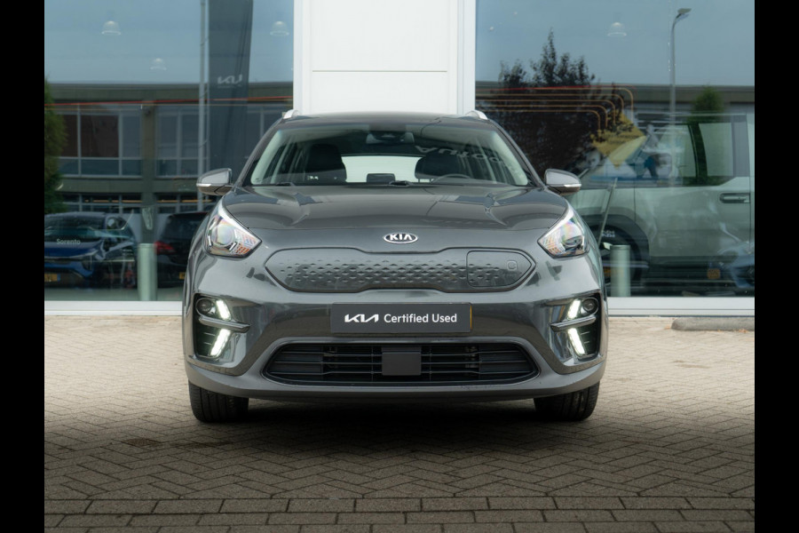 Kia e-Niro DynamicLine 64 kWh | Trekhaak | 3 Fase | Adaptieve Cruise Control | Navigatie | Carplay | Parkeersensoren | Achteruitrijcamera |