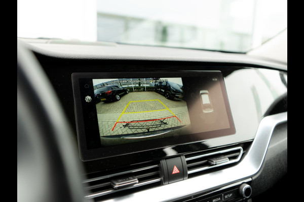 Kia e-Niro DynamicLine 64 kWh | Trekhaak | 3 Fase | Adaptieve Cruise Control | Navigatie | Carplay | Parkeersensoren | Achteruitrijcamera |