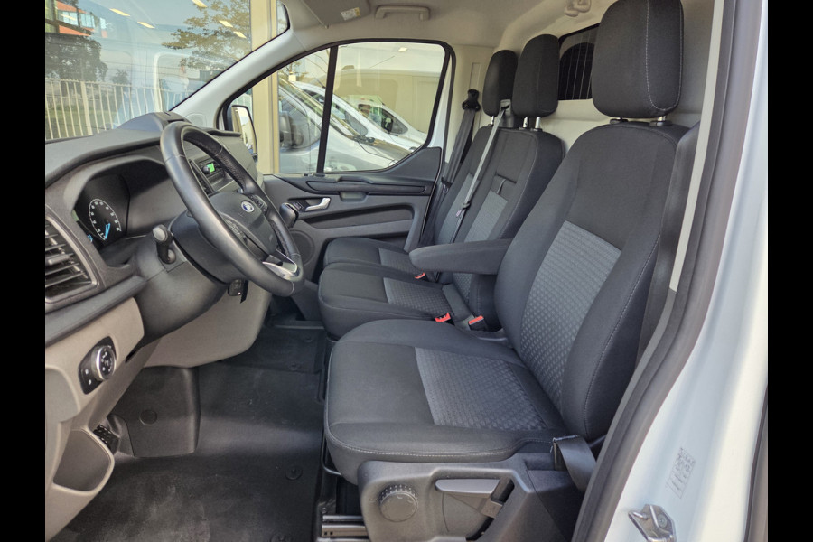 Ford Transit Custom 2.0 TDCI 96Kw / 130 Pk L2 Airco Cruisecontrol Parkeersensors Trend