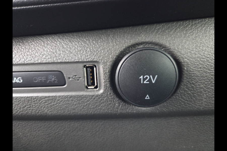 Ford Transit Custom 2.0 TDCI 96Kw / 130 Pk L2 Airco Cruisecontrol Parkeersensors Trend