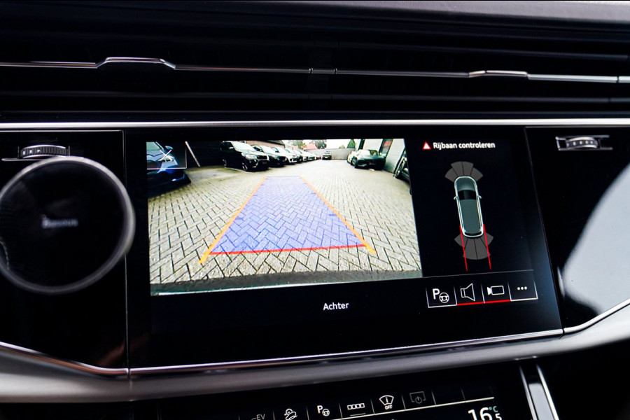 Audi Q7 55 TFSI e quattro Pro Line Plus | Luchtvering | Head Up Display | Elektrisch trekhaak | Apple Carplay | Bang & Olufsen