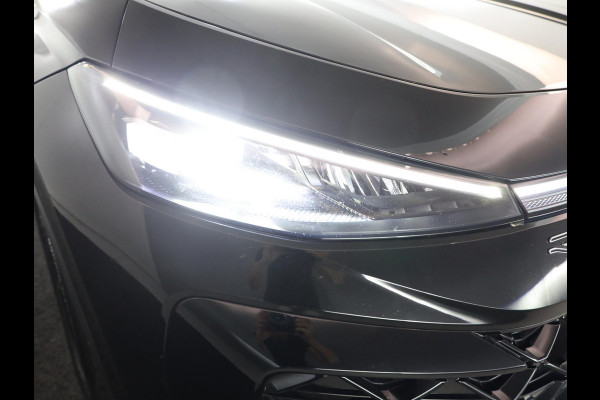 Volkswagen T-Roc 1.5 eTsi R-Line 150 pk Automaat (DSG) | Navigatie | Parkeersensoren (Park assist) | Achteruitrijcamera | Matrix LED koplampen | Keyless | R-Line |