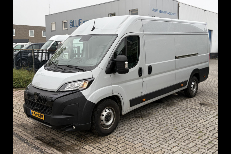 Peugeot Boxer 2.2 BlueHDi 180PK Euro6 Aut. L4H2 3.5t Zwaar ✓ 3-zits ✓ Trekhaak 3.000 KG ✓ dubbele schuifdeur