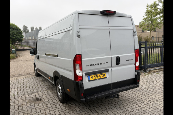 Peugeot Boxer 2.2 BlueHDi 180PK Euro6 Aut. L4H2 3.5t Zwaar ✓ 3-zits ✓ Trekhaak 3.000 KG ✓ dubbele schuifdeur