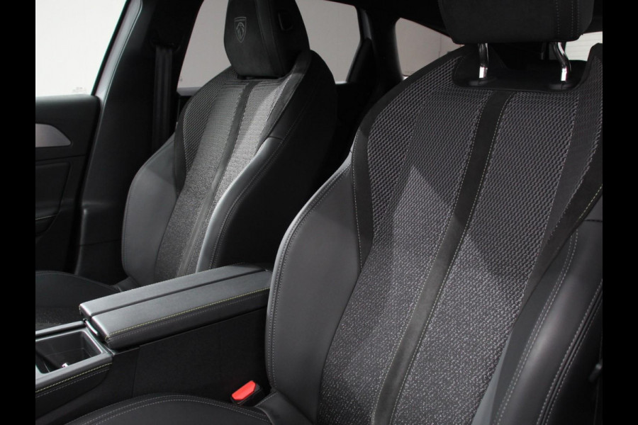 Peugeot 308 1.2 PureTech 130pk GT Automaat Climate control Adaptive cruise control Parkeersensoren Achteruitrijcamera Navigatie Voorstoelen verwarmd LED Apple Carplay/ Android Auto