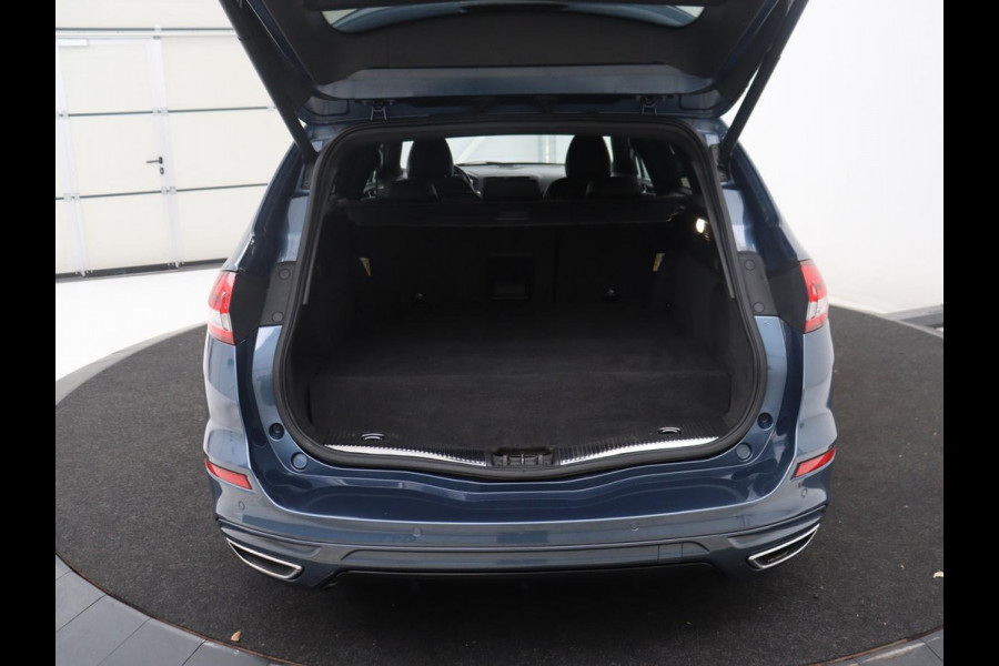 Ford Mondeo Wagon 2.0 IVCT HEV St-Line | Leder/alcantara | Memory | Cruise control | Dodehoek detectie | Stuur/stoel verwarming | Achterbank verwarming | Carplay | Camera | Park assist | Elektrische achterklep