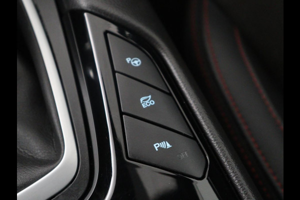 Ford Mondeo Wagon 2.0 IVCT HEV St-Line | Leder/alcantara | Memory | Cruise control | Dodehoek detectie | Stuur/stoel verwarming | Achterbank verwarming | Carplay | Camera | Park assist | Elektrische achterklep