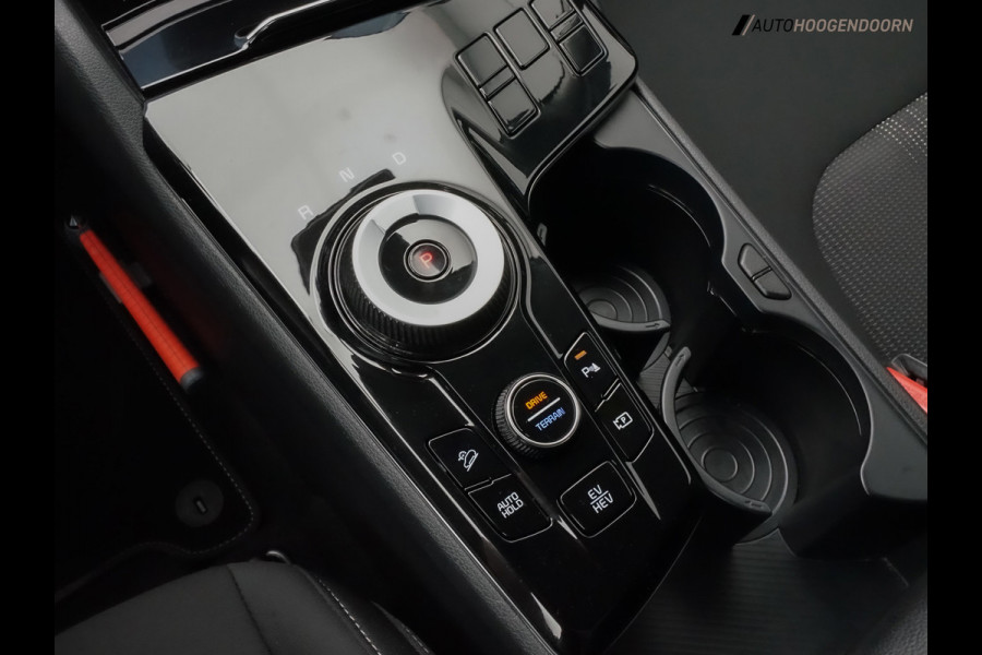 Kia Sportage 1.6 T-GDi Plug-in Hybrid AWD DynamicLine (APPLE CARPLAY,LANE ASSIST,ADAPTIVE CRUISE,ACHTERUITRIJCAMERA,CLIMATE,LED)