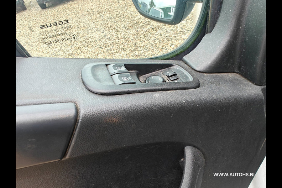 Renault Master T35 2.3 dCi 135 L2H2 Work Edition , Airco , navi , camera , 1e Eig , Euro 6
