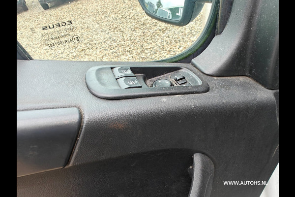 Renault Master T35 2.3 dCi 135 L2H2 Work Edition , Airco , navi , camera , 1e Eig , Euro 6