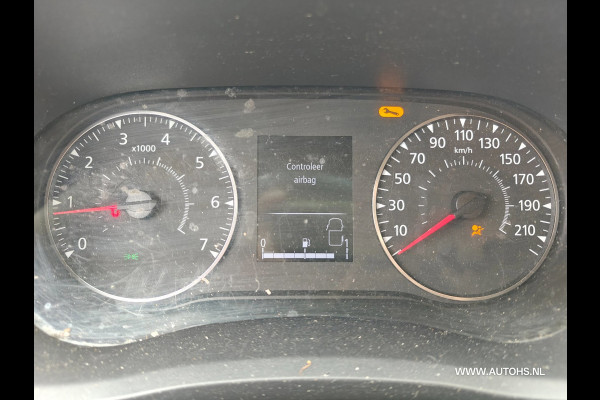 Renault Master T35 2.3 dCi 135 L2H2 Work Edition , Airco , navi , camera , 1e Eig , Euro 6