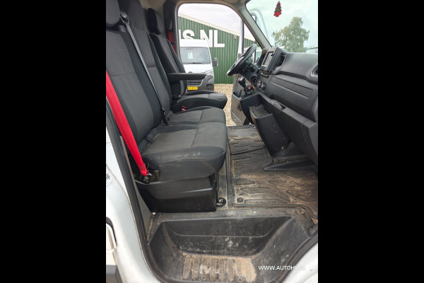Renault Master T35 2.3 dCi 135 L2H2 Work Edition , Airco , navi , camera , 1e Eig , Euro 6