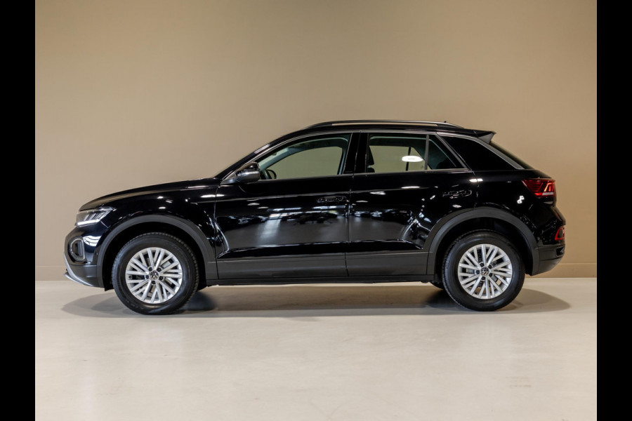 Volkswagen T-Roc 1.5 TSI Style 150pk / Stoelverwarming / Achteruitrijcamera / Stuurwielverwarming / Apple carplay /