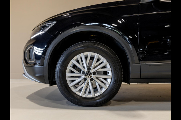 Volkswagen T-Roc 1.5 TSI Style 150pk / Stoelverwarming / Achteruitrijcamera / Stuurwielverwarming / Apple carplay /