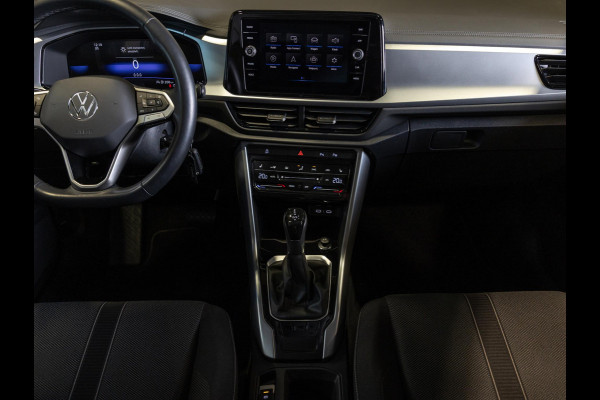 Volkswagen T-Roc 1.5 TSI Style 150pk / Stoelverwarming / Achteruitrijcamera / Stuurwielverwarming / Apple carplay /