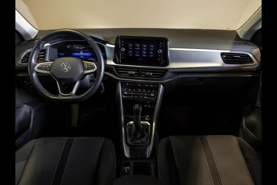 Volkswagen T-Roc 1.5 TSI Style 150pk / Stoelverwarming / Achteruitrijcamera / Stuurwielverwarming / Apple carplay /