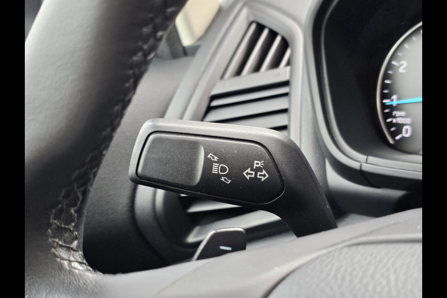Ford EcoSport 1.0 EcoBoost Titanium Automaat | 1ste eigenaar | Dealeronderhouden | Hoge instap! | Achteruitrijcamera | Climate control | Navigatie etc.