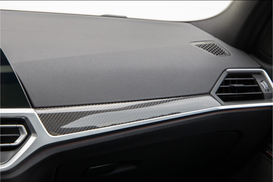 BMW 3 Serie Touring M340i xDrive High Executive Pano, Head-up, Leder, Trekhaak, Laserlight