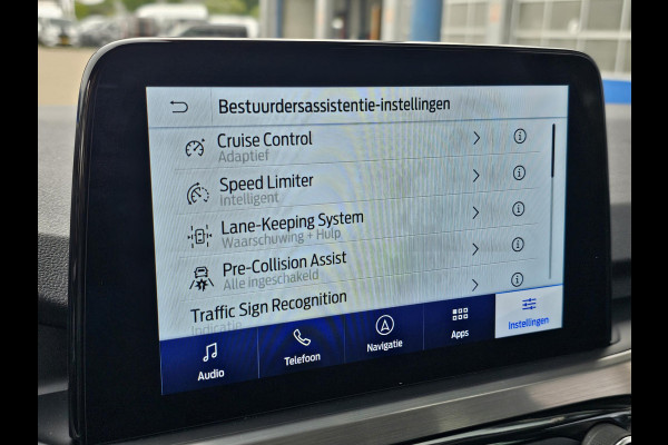 Ford Kuga 2.5 PHEV Titanium | Adaptive cruise control | Camera | Dodehoeksensoren | Head up display | Koplampen adaptief