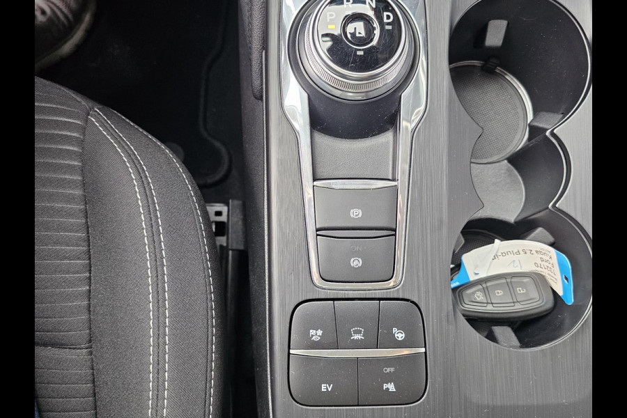 Ford Kuga 2.5 PHEV Titanium | Adaptive cruise control | Camera | Dodehoeksensoren | Head up display | Koplampen adaptief