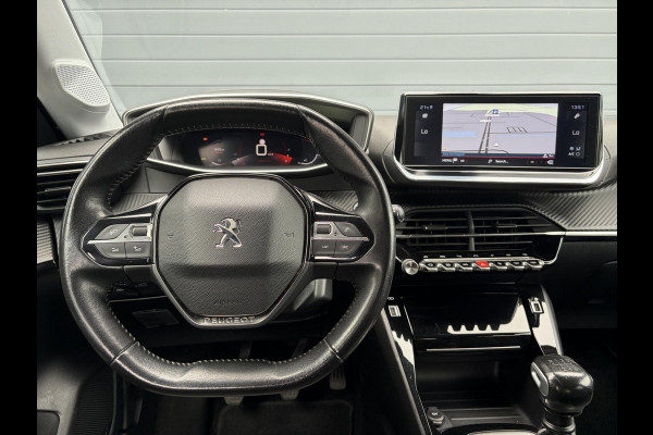 Peugeot 208 1.2 PureTech Allure ✓2e Eigenaar✓102pk✓360 ° Camera✓Carplay✓Pano✓Clima✓Cruise✓Lm velgen✓Halfleder✓Pdc V+A✓Recent beurt gehad✓Dealer Onderhouden✓6 Bak✓N.A.P✓Apk tot 07-2028