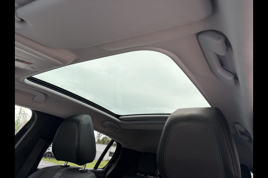 Peugeot 208 1.2 PureTech Allure ✓2e Eigenaar✓102pk✓360 ° Camera✓Carplay✓Pano✓Clima✓Cruise✓Lm velgen✓Halfleder✓Pdc V+A✓Recent beurt gehad✓Dealer Onderhouden✓6 Bak✓N.A.P✓Apk tot 07-2028
