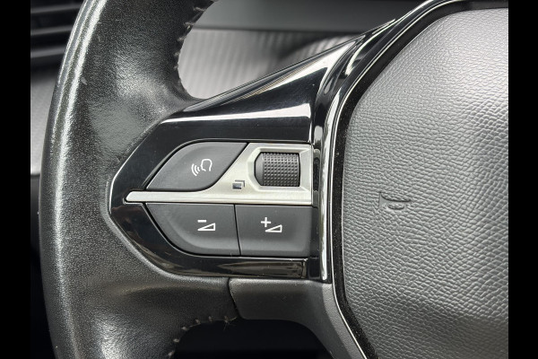 Peugeot 208 1.2 PureTech Allure ✓2e Eigenaar✓102pk✓360 ° Camera✓Carplay✓Pano✓Clima✓Cruise✓Lm velgen✓Halfleder✓Pdc V+A✓Recent beurt gehad✓Dealer Onderhouden✓6 Bak✓N.A.P✓Apk tot 07-2028