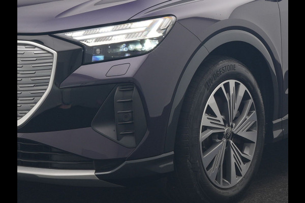 Audi Q4 e-tron 40 S edition 82 kWh 204pk Dealer O.H. | Adaptive Cruise | Head Up | Camera | Lederen Sportstoelen Memory & Verwarmd | Blis | Keyless | Matrix LED | Apple Carplay | Navigatie | DAB | 19"L.M |