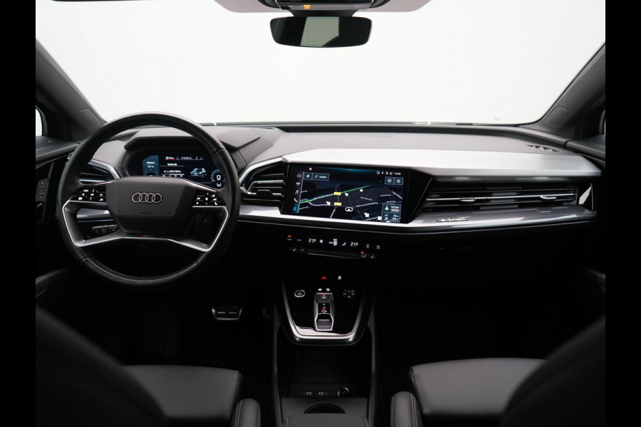 Audi Q4 e-tron 40 S edition 82 kWh 204pk Dealer O.H. | Adaptive Cruise | Head Up | Camera | Lederen Sportstoelen Memory & Verwarmd | Blis | Keyless | Matrix LED | Apple Carplay | Navigatie | DAB | 19"L.M |