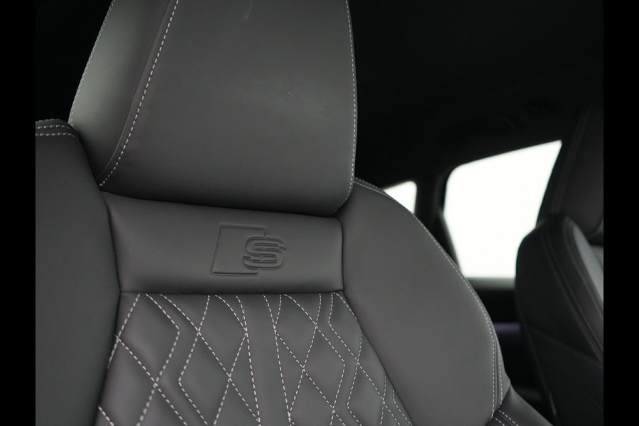 Audi Q4 e-tron 40 S edition 82 kWh 204pk Dealer O.H. | Adaptive Cruise | Head Up | Camera | Lederen Sportstoelen Memory & Verwarmd | Blis | Keyless | Matrix LED | Apple Carplay | Navigatie | DAB | 19"L.M |