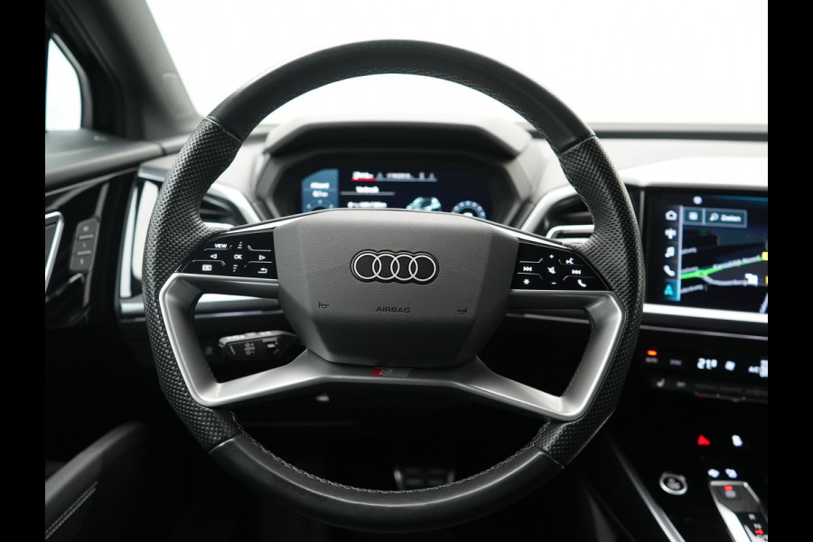 Audi Q4 e-tron 40 S edition 82 kWh 204pk Dealer O.H. | Adaptive Cruise | Head Up | Camera | Lederen Sportstoelen Memory & Verwarmd | Blis | Keyless | Matrix LED | Apple Carplay | Navigatie | DAB | 19"L.M |